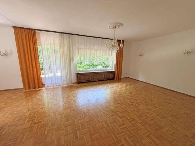 Haus zum Kaufen in Wiesbaden Heßloch 520.000,00 EUR 120 m²