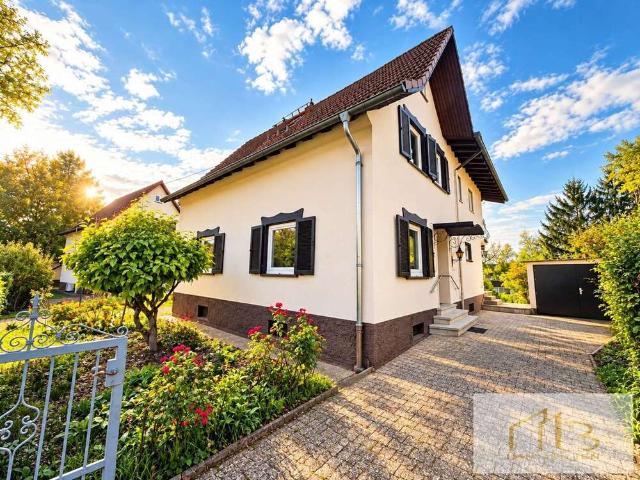 Haus zum Kaufen in Wiesbaden Südost 869.000,00 EUR 249 m²