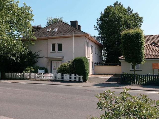 Haus zum Kaufen in Wiesbaden 1.100.000,00 EUR 311 m²