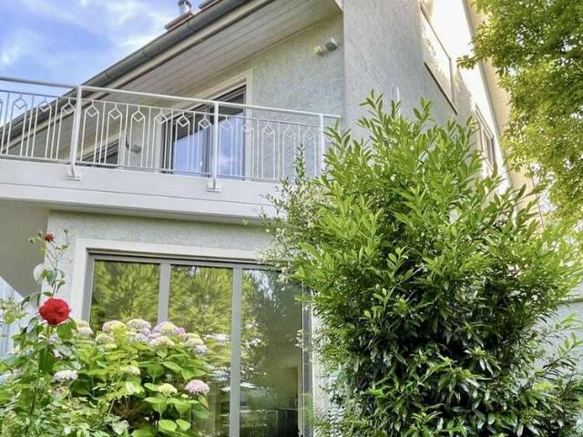 Haus zum Kaufen in Wiesbaden 1.190.000,00 EUR 165.76 m²