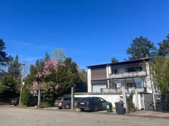 Haus zum Kaufen in Wiesbaden 1.590.000,00 EUR 300 m²