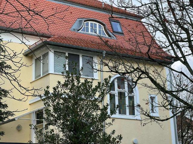 Haus zum Kaufen in Wiesbaden 1.690.000,00 EUR 250 m²