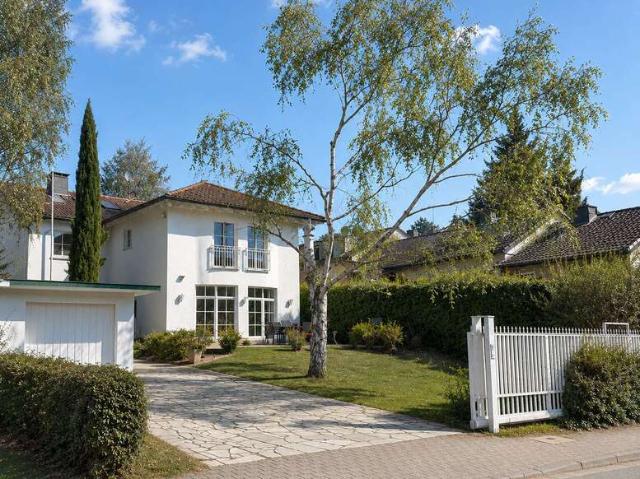 Haus zum Kaufen in Wiesbaden 1.690.000,00 EUR 346 m²