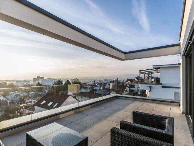 Haus zum Kaufen in Wiesbaden 1.789.000,00 EUR 249 m²