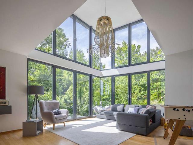 Haus zum Kaufen in Wiesbaden 2.450.000,00 EUR 237 m²