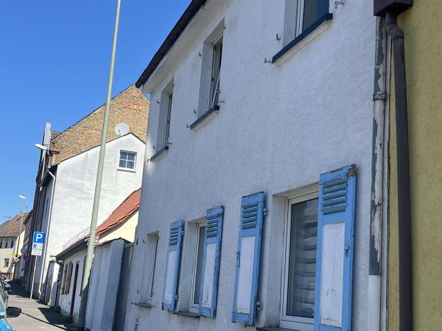 Haus zum Kaufen in Wiesbaden 359.000,00 EUR 80 m²