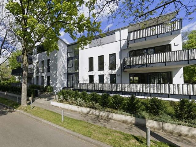 Haus zum Kaufen in Wiesbaden 3.180.000,00 EUR 567.57 m²