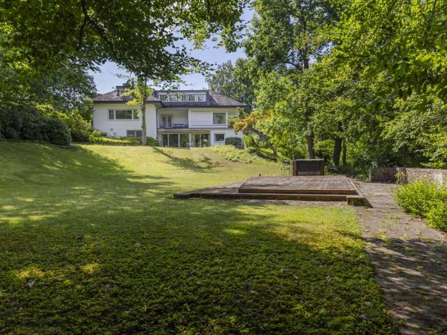 Haus zum Kaufen in Wiesbaden 3.980.000,00 EUR 340 m²