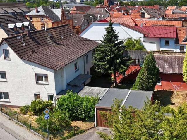 Haus zum Kaufen in Wiesbaden 595.000,00 EUR 191.32 m²