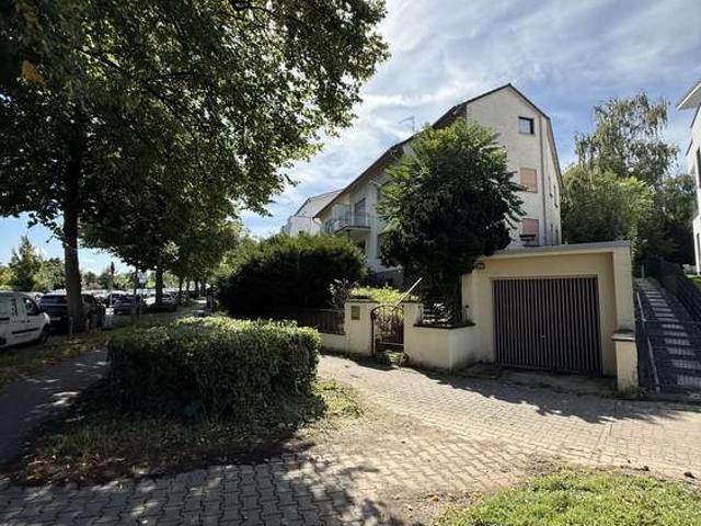 Haus zum Kaufen in Wiesbaden 650.000,00 EUR 147 m²