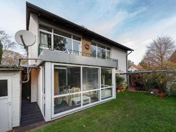Haus zum Kaufen in Wiesbaden 695.000,00 EUR 153.84 m²