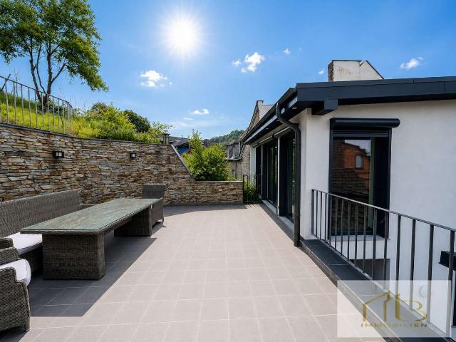 Haus zum Kaufen in Wiesbaden 769.000,00 EUR 212 m²