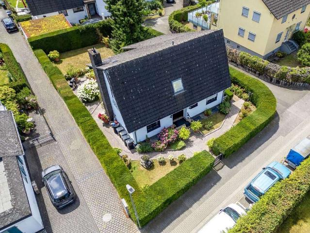 Haus zum Kaufen in Wiesbaden 799.000,00 EUR 223 m²