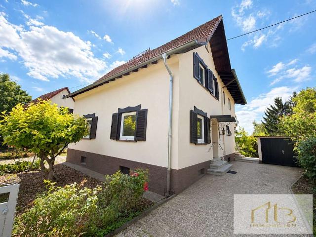Haus zum Kaufen in Wiesbaden 869.000,00 EUR 250 m²