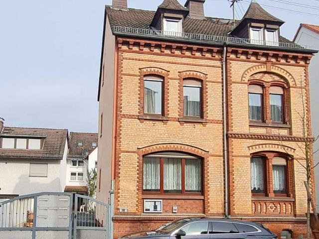 Haus zum Kaufen in Wiesbaden 950.000,00 EUR 401 m²