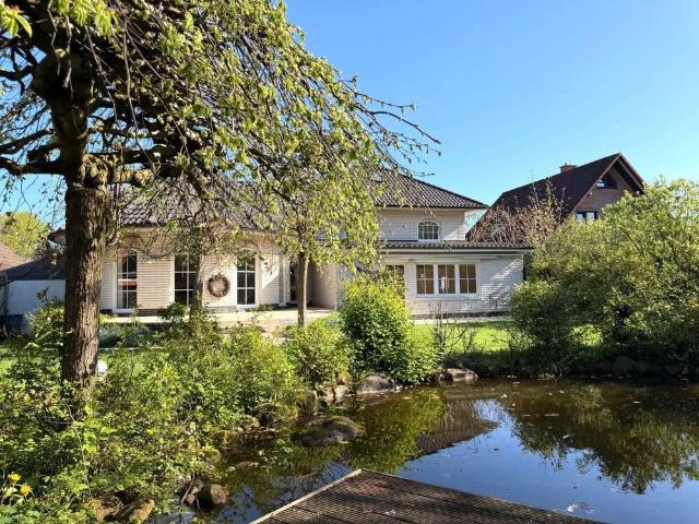 Haus zum Kaufen in Wildeshausen 599.000,00 EUR 280 m²