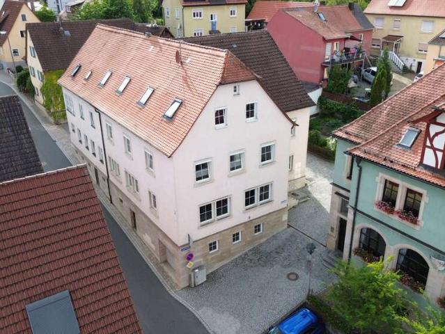 Haus zum Kaufen in Wilhelmsdorf 890.000,00 EUR 481 m²