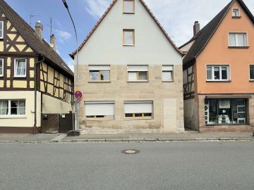 Haus zum Kaufen in Wilhermsdorf 289.000,00 EUR 250 m²