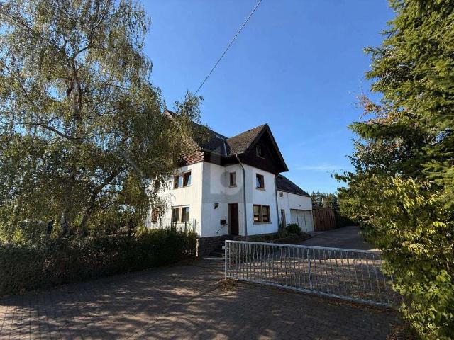 Haus zum Kaufen in Winterspelt 499.000,00 EUR 240 m²