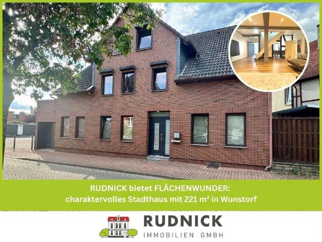 Haus zum Kaufen in Wunstorf 320.000,00 EUR 221 m²