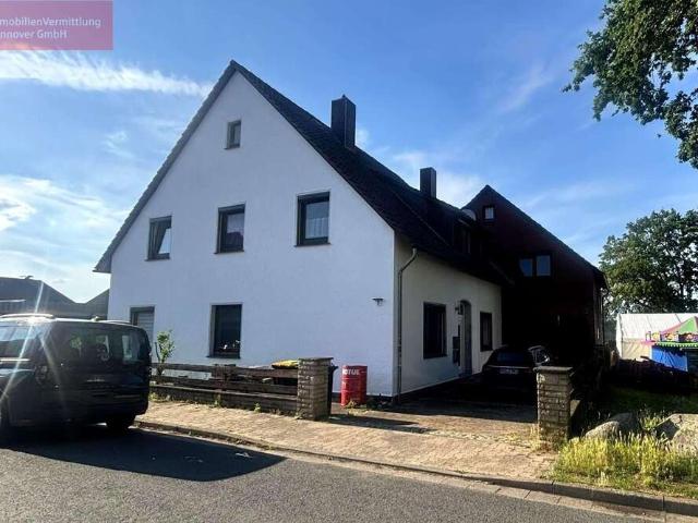 Haus zum Kaufen in Wunstorf 396.000,00 EUR 230 m²
