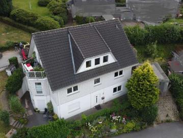 Haus zum Kaufen in Wuppertal Vohwinkel 689.000,00 EUR 255 m²