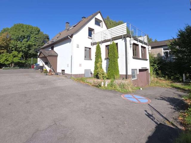 Haus zum Kaufen in Wuppertal 299.500,00 EUR 315 m²