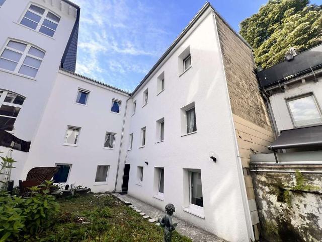 Haus zum Kaufen in Wuppertal 399.000,00 EUR 210 m²