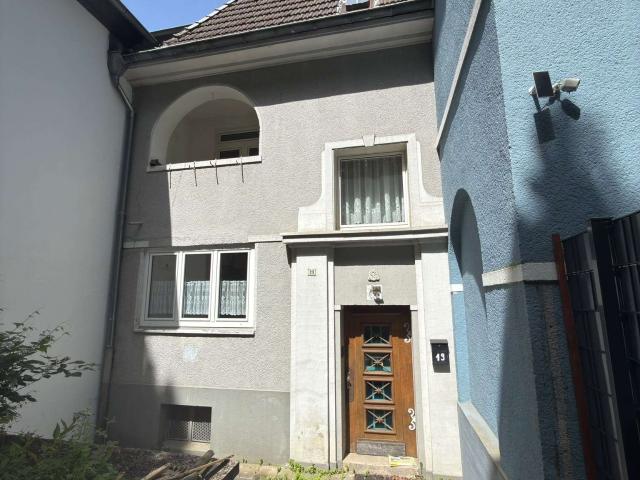 Haus zum Kaufen in Wuppertal 320.000,00 EUR 133.94 m²