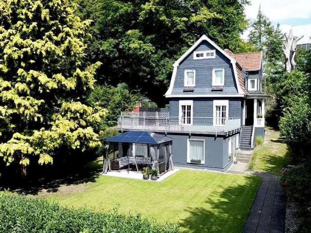 Haus zum Kaufen in Wuppertal 560.000,00 EUR 259 m²