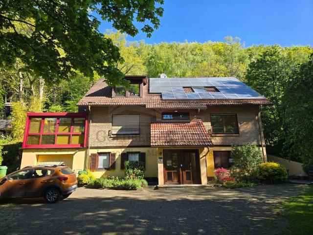 Haus zum Kaufen in Wuppertal 525.000,00 EUR 252.15 m²