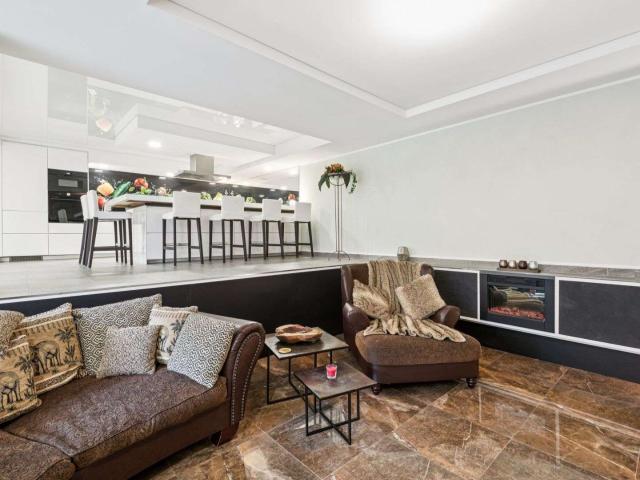 Haus zum Kaufen in Tönisvorst 999.000,00 EUR 195 m²