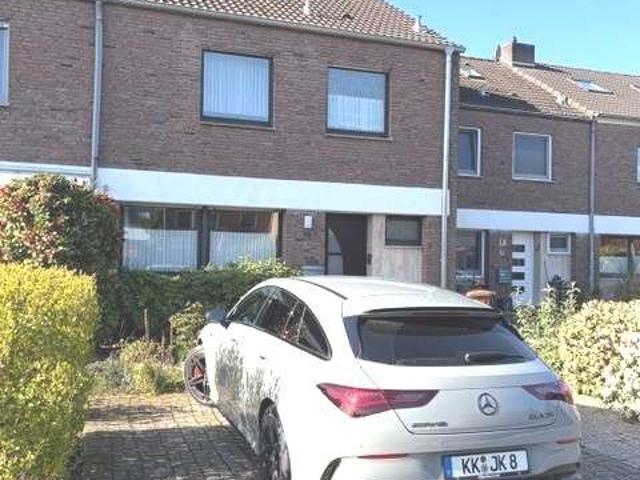 Haus zum Kaufen in Tönisvorst 290.000,00 EUR 90 m²