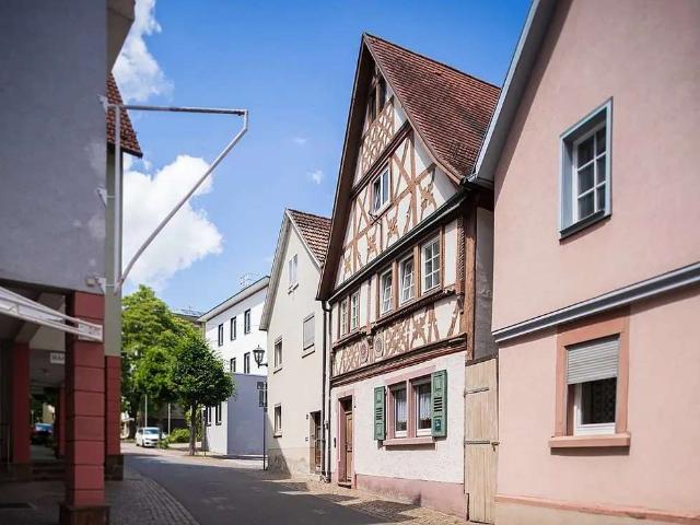 Haus zum Kaufen in Tauberbischofsheim 260.000,00 EUR 128.68 m²