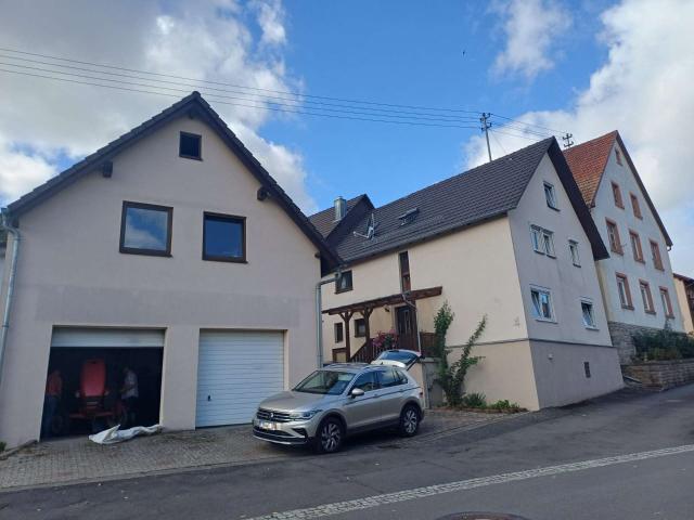 Haus zum Kaufen in Tauberbischofsheim 275.000,00 EUR 175 m²