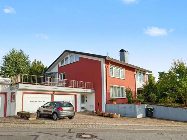 Haus zum Kaufen in Tauberbischofsheim 590.000,00 EUR 325 m²