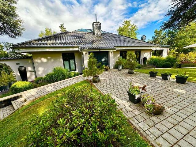 Haus zum Kaufen in Taunusstein 3.250.000,00 EUR 476 m²