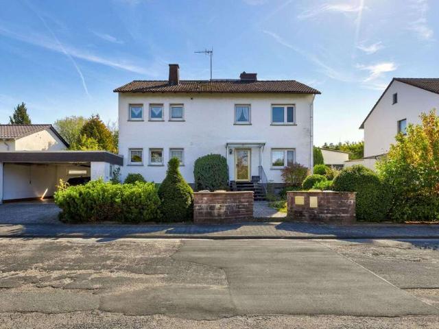 Haus zum Kaufen in Taunusstein 490.000,00 EUR 212 m²