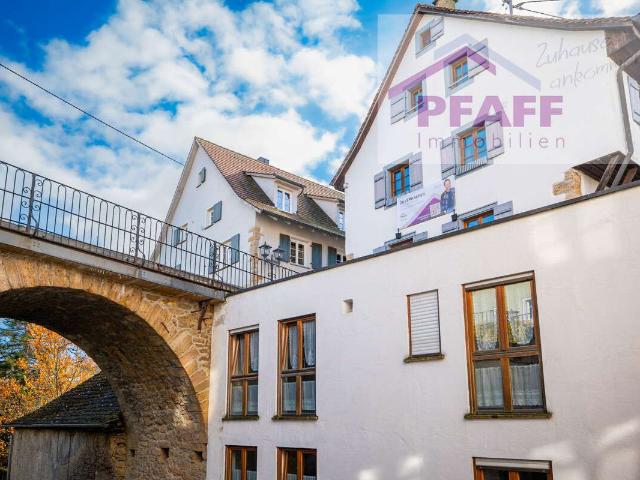 Haus zum Kaufen in Tengen 349.000,00 EUR 220 m²