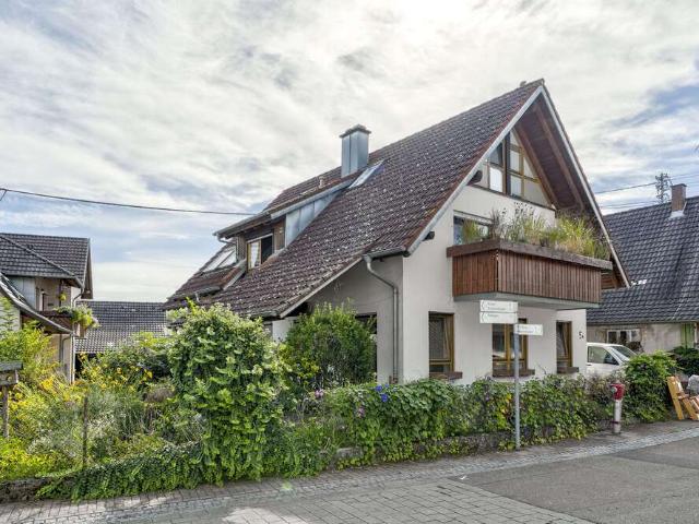 Haus zum Kaufen in Teningen 895.000,00 EUR 239 m²
