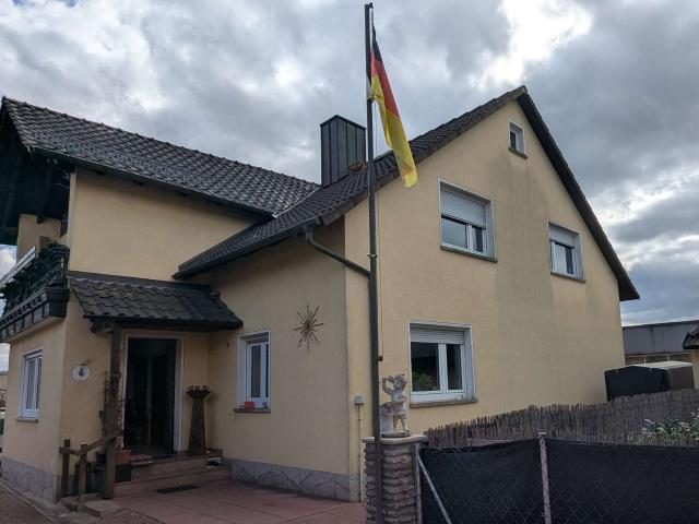 Haus zum Kaufen in Thüngersheim 659.000,00 EUR 260 m²
