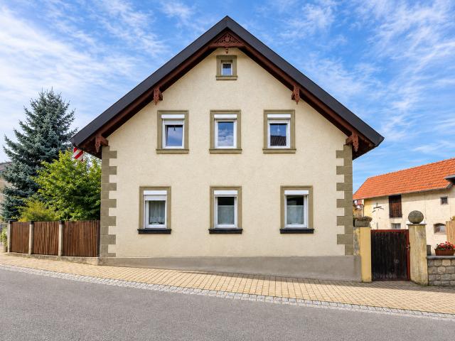 Haus zum Kaufen in Theres OT: Buch 380.000,00 EUR 200 m²