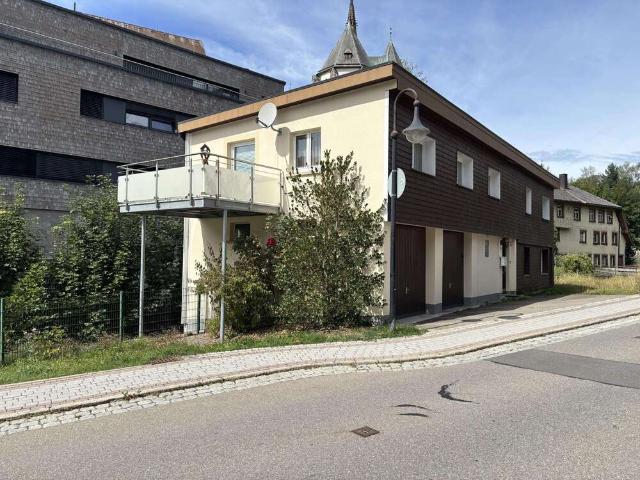 Haus zum Kaufen in Titisee Neustadt 270.000,00 EUR 132 m²