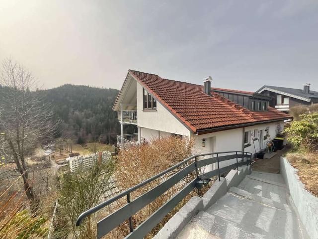 Haus zum Kaufen in Triberg 425.000,00 EUR 280 m²