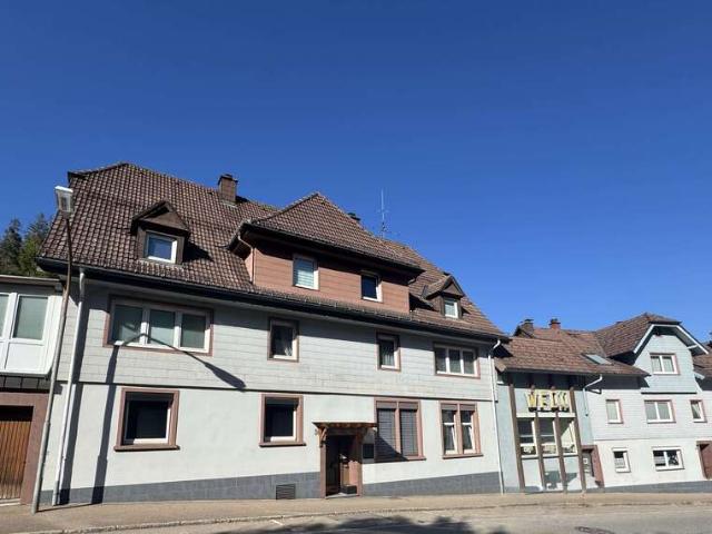 Haus zum Kaufen in Triberg im Schwarzwald 396.400,00 EUR 1100 m²