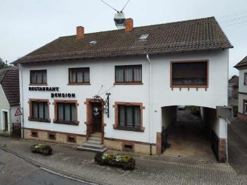 Haus zum Kaufen in Trippstadt 285.000,00 EUR 166 m²