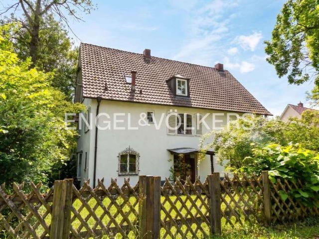 Haus zum Kaufen in Tübingen 1.575.000,00 EUR 358 m²