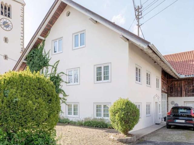 Haus zum Kaufen in Unterthingau 549.000,00 EUR 250 m²