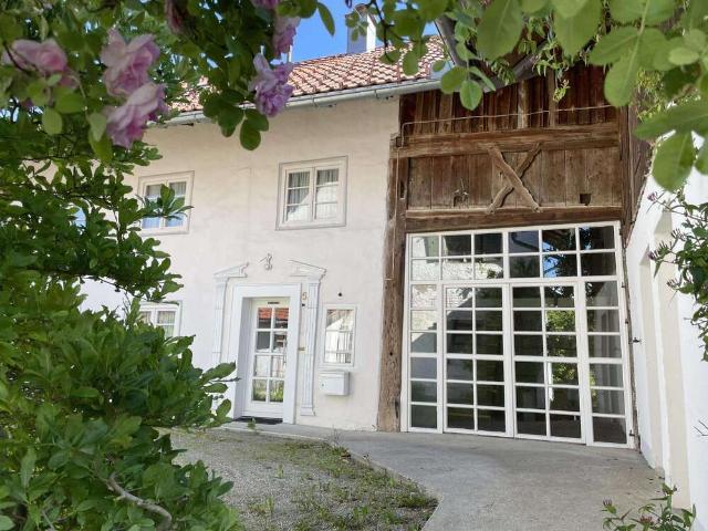 Haus zum Kaufen in Unterthingau 595.000,00 EUR 250 m²