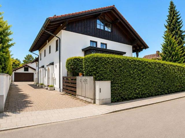Haus zum Kaufen in Unterhaching 1.299.000,00 EUR 144 m²